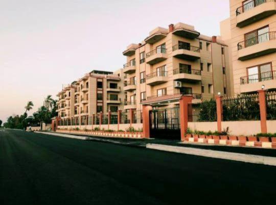 Wa Set Luxor Apartment Exterior foto