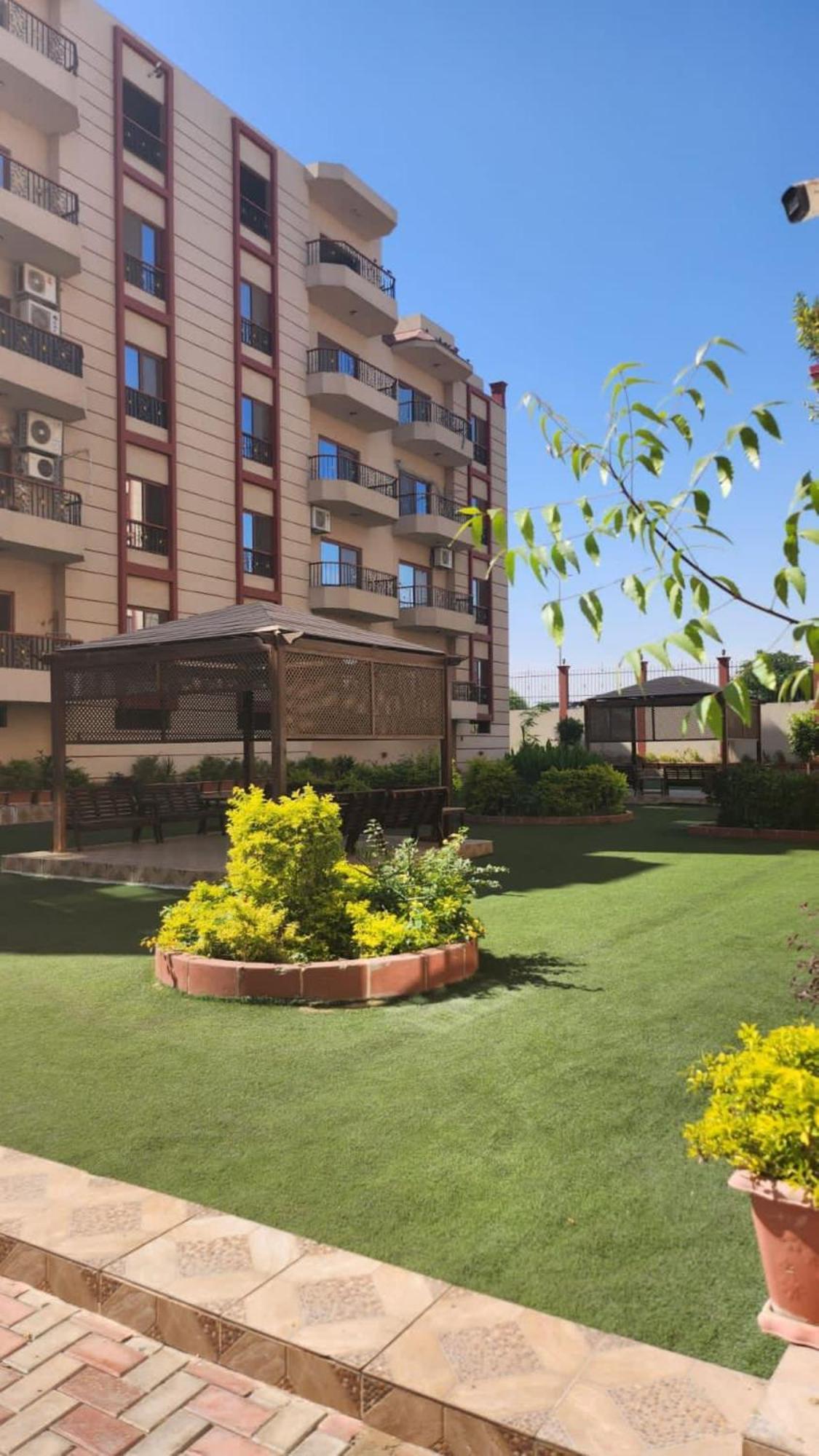 Wa Set Luxor Apartment Exterior foto
